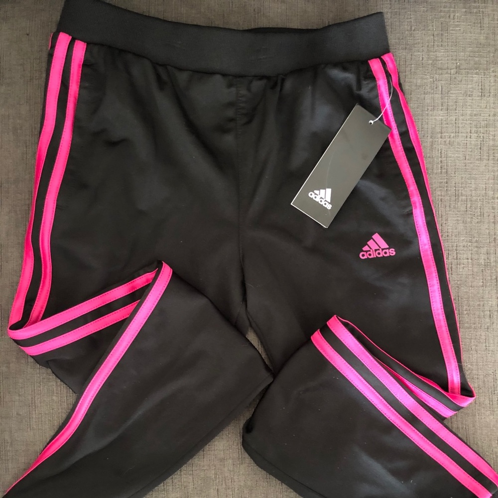 BNWT Girls Adidas Jogger w/Shock Pink Stripes